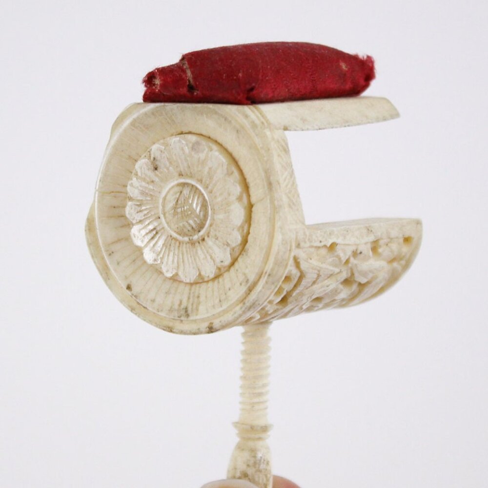 RARE Early Victorian Bone carved table pin cushion with vice clamp, bird cloud - Picture 1 of 7
